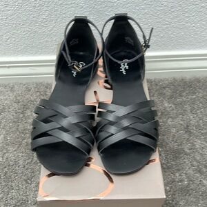 Crown Vintage Nayli Flat Sandals